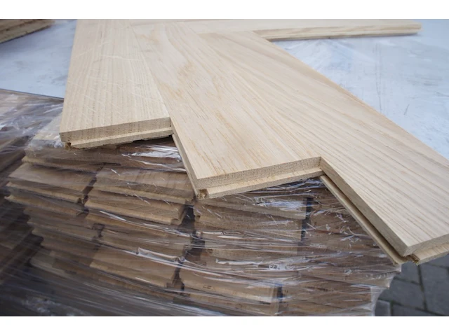 37,80 m² massief eiken visgraatparket 16mm - afbeelding 12 van  13