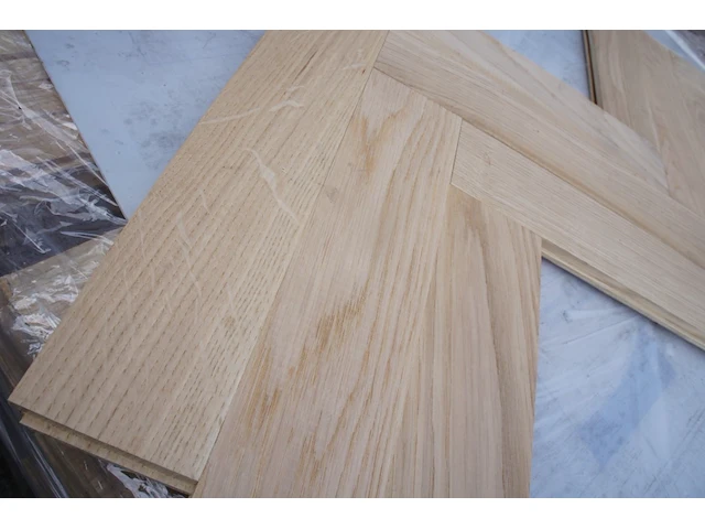 37,80 m² massief eiken visgraatparket 16mm - afbeelding 13 van  13