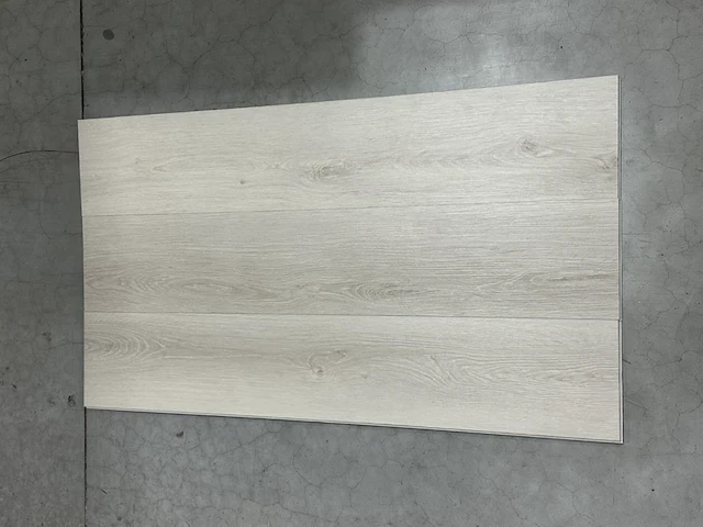 37,83 m² pvc 6mm - afbeelding 1 van  3