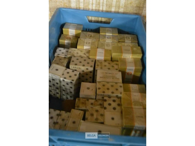 ±38 div soorten klassieke parfums - afbeelding 1 van  2