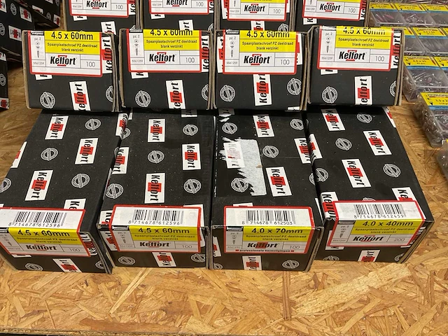 38 dozen spaanderplaatschroeven - afbeelding 2 van  6