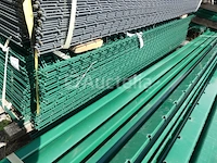 38 harde schuttingpanelen met palen - afbeelding 5 van  9