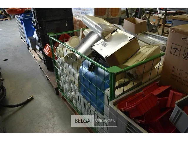 38 zeeppompen 22 papierhouders / hygiene (zonder bak) - afbeelding 1 van  5