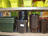 39 diverse bloempot - afbeelding 1 van  3