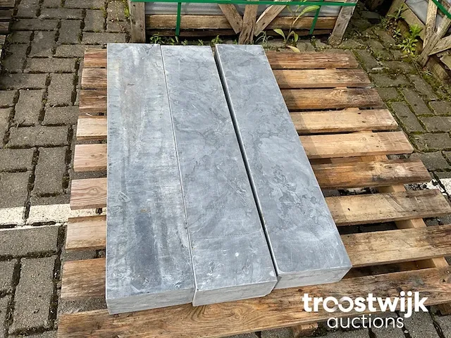39 m boordsteen - afbeelding 2 van  5