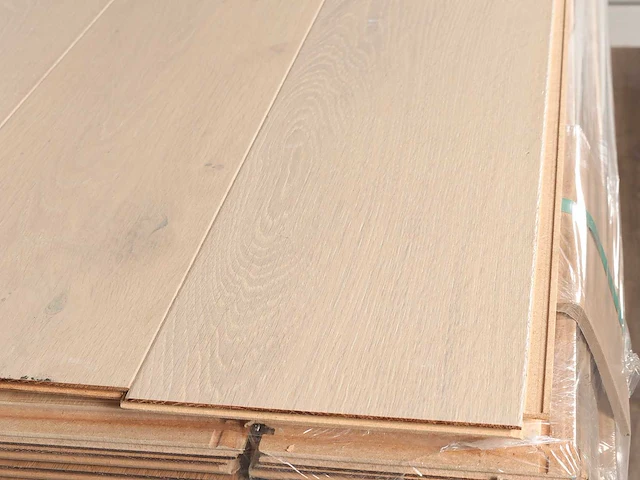 39 m2 parket eiken xl mutliplank - 1820 x 190 x 13,5 mm - afbeelding 2 van  4