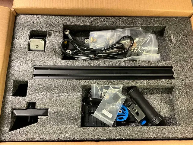 3d printer ender-3 v2 - afbeelding 2 van  4