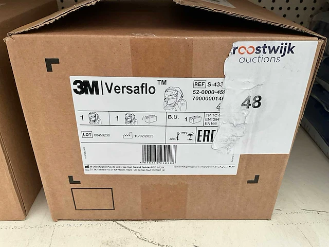 3m. versaflo. s-443l. veiligheids hoofdkap met aansluiting ademhaling systeem. - afbeelding 1 van  4