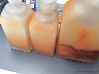 3stuks gekleurde flessen - afbeelding 2 van  2