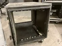 3x 19” rack in verrijdbare flightcase, tot afm plm 88 x 59 x 74cm - afbeelding 4 van  8