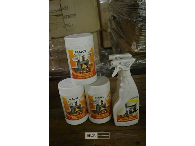 3x 1kg onderhoud schroeven,2x 500ml kalk ruilen reining'n - afbeelding 1 van  3