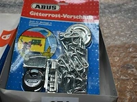 3x abus hangslot met ketting