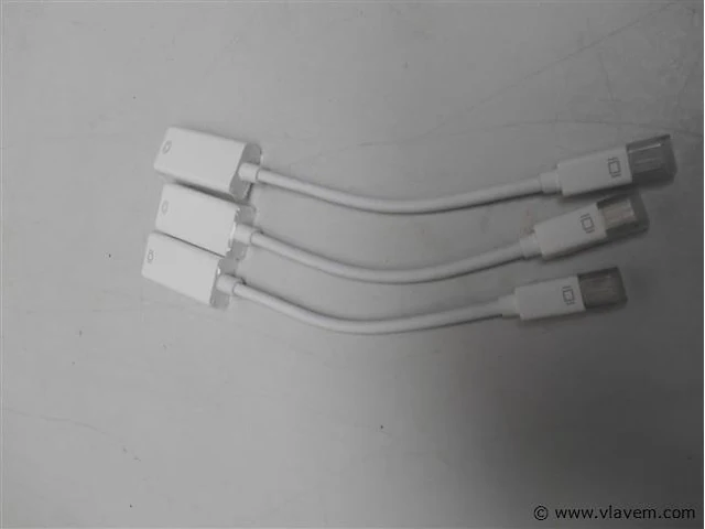 3x adapter ??? naar hdmi - afbeelding 1 van  2