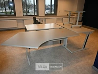 3x bureau met tafeltje en 2 stoelen - afbeelding 1 van  6