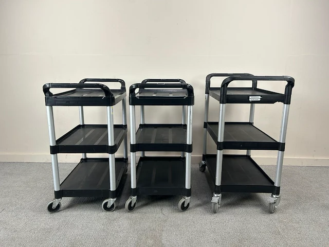 3x dienstwagen - afbeelding 1 van  3