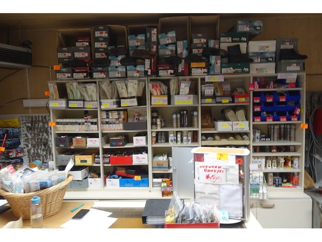 3x div houten kast - afbeelding 1 van  3