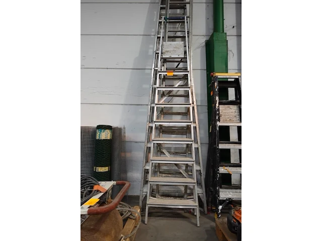 3x div ladders - afbeelding 1 van  4