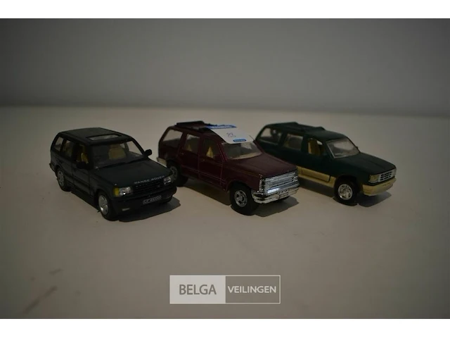 3x diverse miniatuur terreinwagens - afbeelding 1 van  2