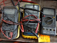 3x diverse multimeters - afbeelding 1 van  1