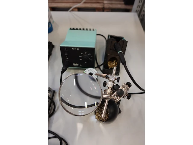 3x diverse soldeerapparaten weller - afbeelding 3 van  8