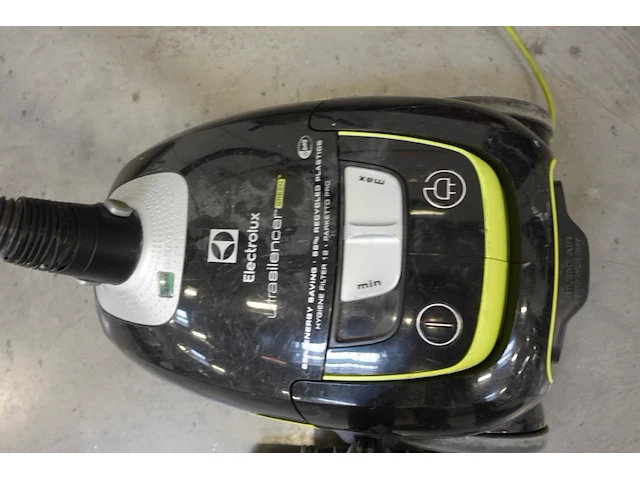 3x diverse stofzuigers - afbeelding 3 van  7