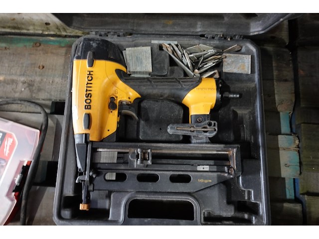 3x diverse tackers/nietjespistool - afbeelding 4 van  4