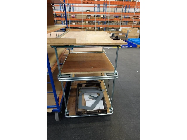 3x diverse verrijdbare karren - afbeelding 4 van  4