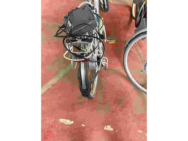 3x elektrische fiets - afbeelding 3 van  11
