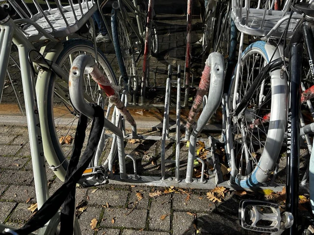 3x fietsenrek met beugels – wsm - afbeelding 3 van  3