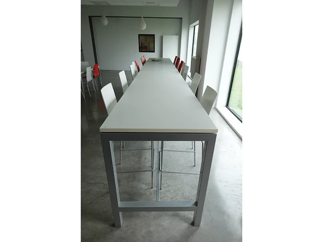 3x hoge bartafel + stoelen - afbeelding 2 van  4