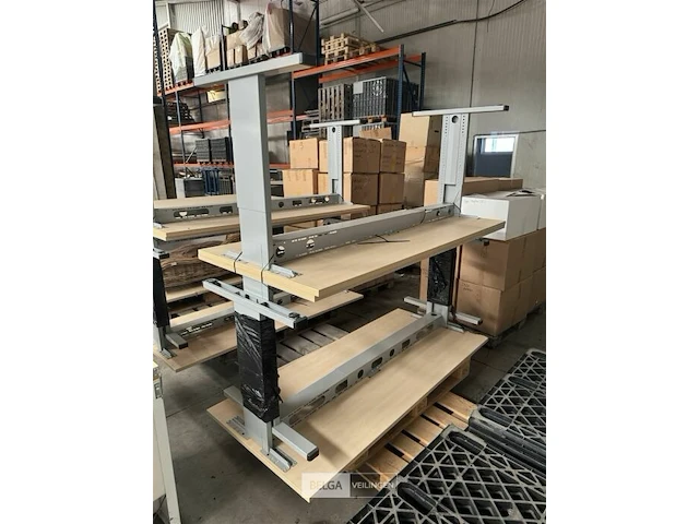 3x ijzeren burelen met houten blad - afbeelding 1 van  4