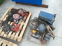 3x kettingtakels + 1 elektrische takel - afbeelding 1 van  10