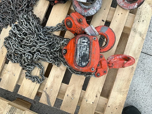 3x kettingtakels + 1 elektrische takel - afbeelding 3 van  10