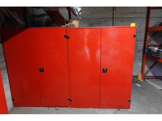 3x metalen kast + inhoud - afbeelding 10 van  17