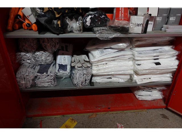 3x metalen kast + inhoud - afbeelding 14 van  17