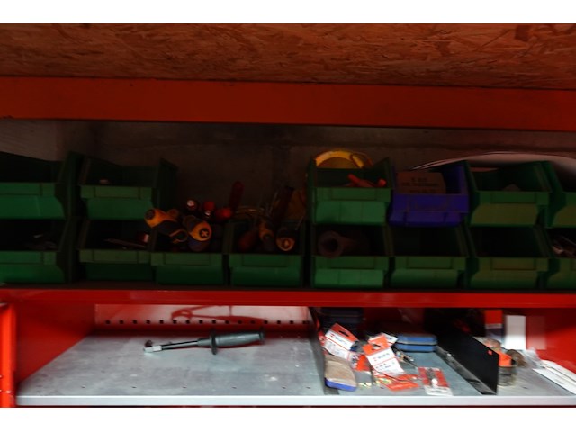 3x metalen kast + inhoud - afbeelding 16 van  17