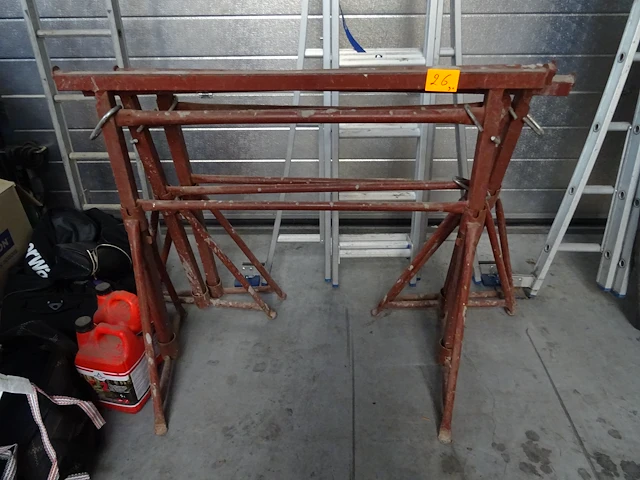 3x metalen schraag - afbeelding 1 van  2