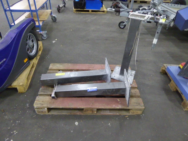 3x metalen steun - afbeelding 1 van  1