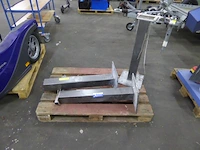 3x metalen steun - afbeelding 1 van  1