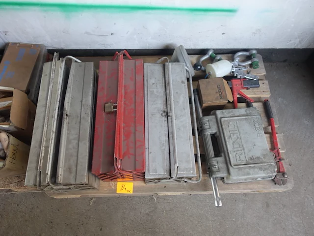 3x metalen werkkoffer - afbeelding 1 van  11