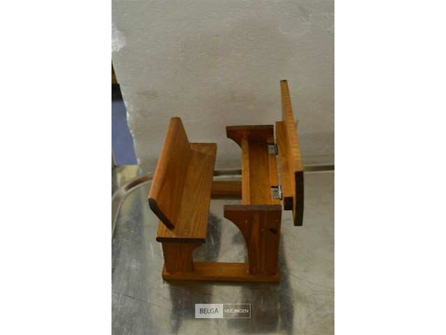 3x miniatuur schoolbankjes - afbeelding 3 van  3