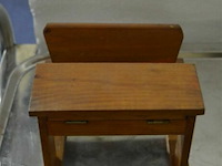 3x miniatuur schoolbankjes - afbeelding 1 van  3