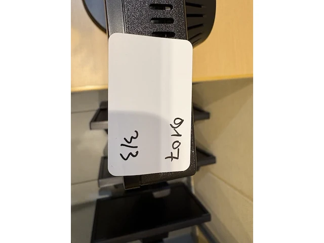 3x monitor 23" nec - afbeelding 1 van  5