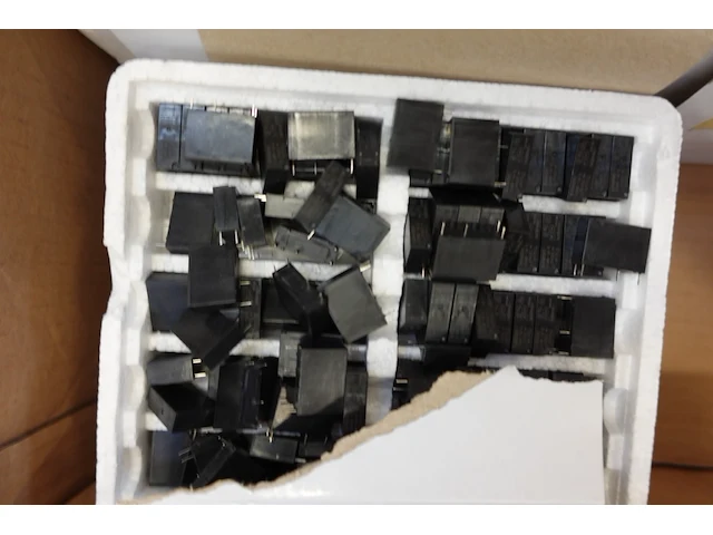 3x pallet diverse assemblagematerialen - afbeelding 6 van  10