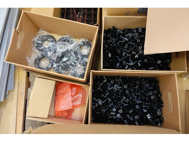 3x pallet diverse assemblagematerialen - afbeelding 7 van  10