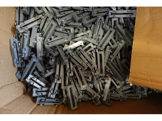 3x pallet diverse assemblagematerialen - afbeelding 5 van  11