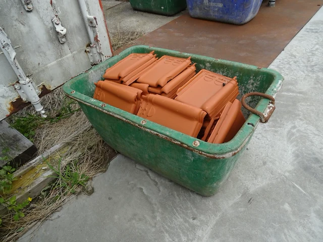 3x pallet diverse dakpannen - afbeelding 6 van  15
