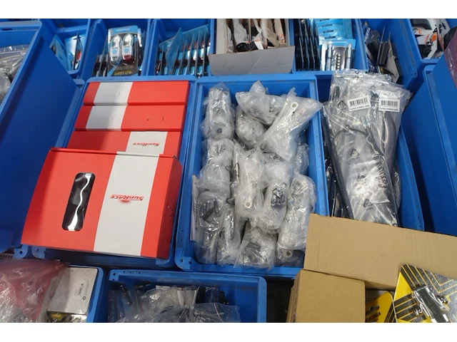 3x pallet diverse fiets onderdelen - afbeelding 2 van  16
