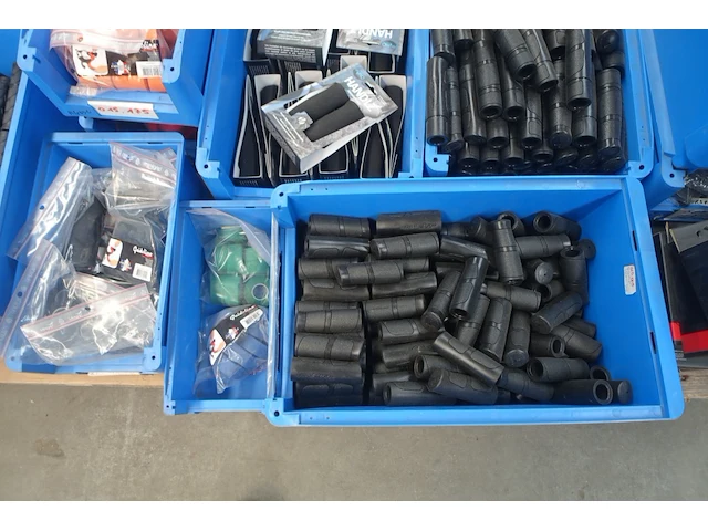 3x pallet diverse fiets onderdelen - afbeelding 7 van  16