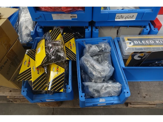 3x pallet diverse fiets onderdelen - afbeelding 16 van  16